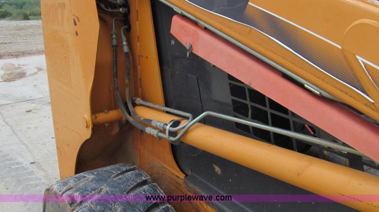 image for item E3926 2004 Case 60XT skid steer