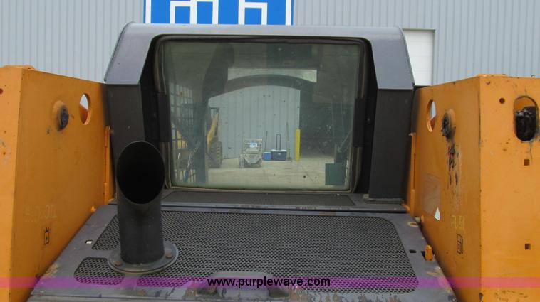 image for item E3926 2004 Case 60XT skid steer