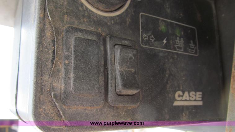 image for item E3926 2004 Case 60XT skid steer
