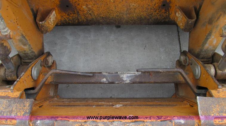 image for item E3927 2004 Case 60XT skid steer