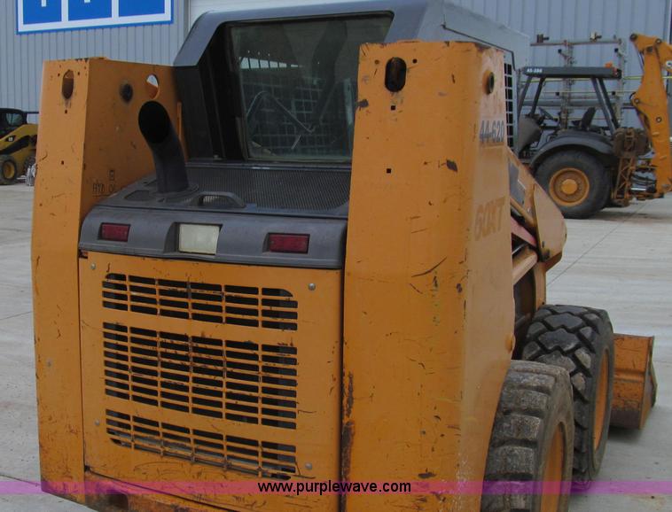 image for item E3927 2004 Case 60XT skid steer