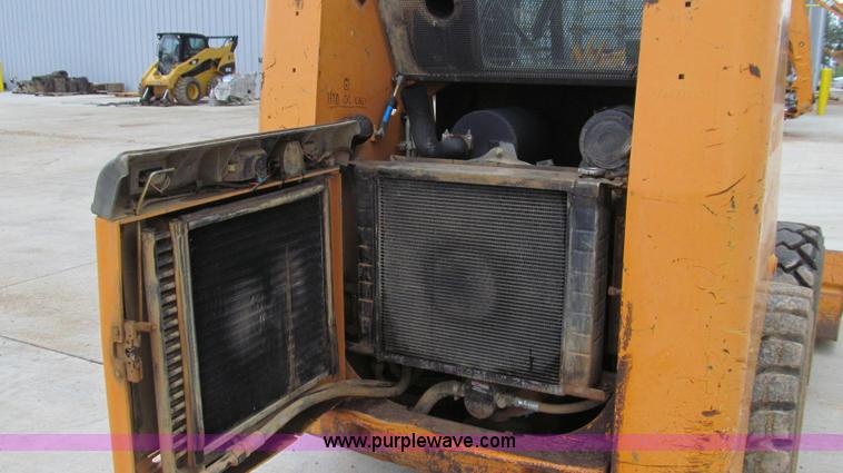 image for item E3927 2004 Case 60XT skid steer