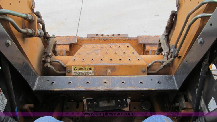 image for item E3927 2004 Case 60XT skid steer