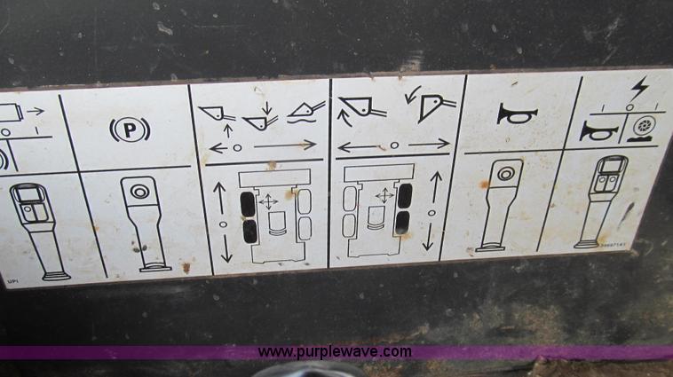 image for item E3927 2004 Case 60XT skid steer