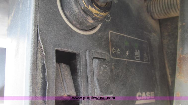 image for item E3927 2004 Case 60XT skid steer