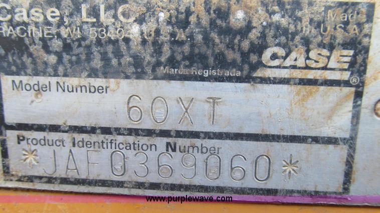 image for item E3927 2004 Case 60XT skid steer