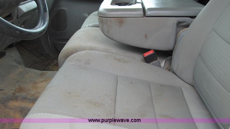 image for item E3929 2006 Ford F250 XLT Super Duty pickup truck