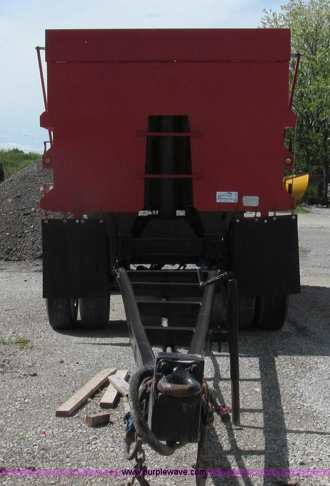 image for item E3952 1999 Wheeler Rock Star pup trailer