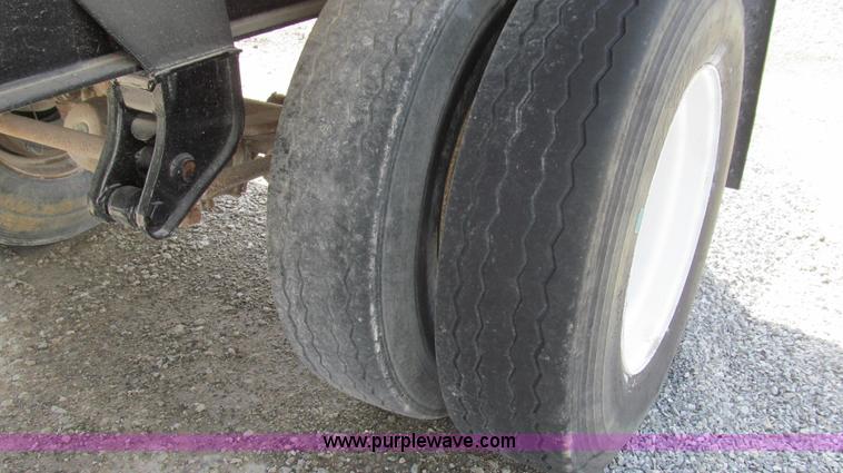 image for item E3952 1999 Wheeler Rock Star pup trailer