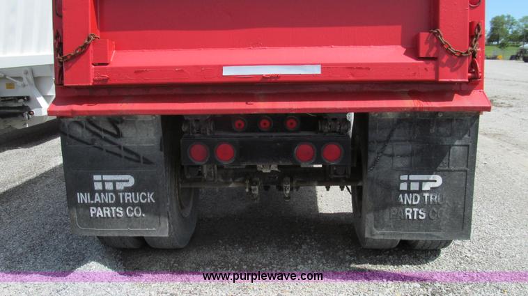 image for item E3952 1999 Wheeler Rock Star pup trailer