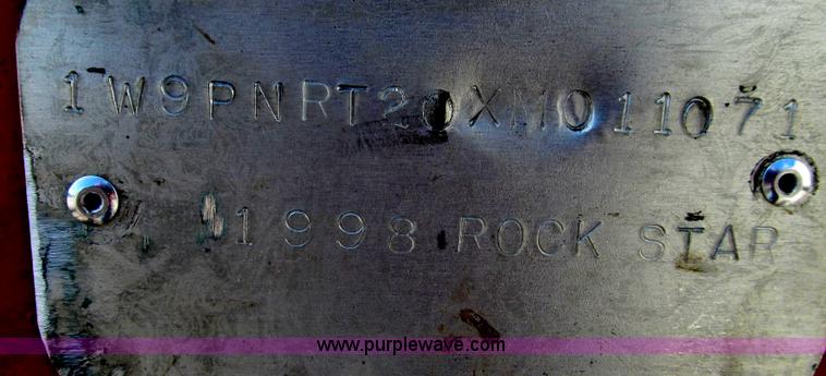 image for item E3952 1999 Wheeler Rock Star pup trailer