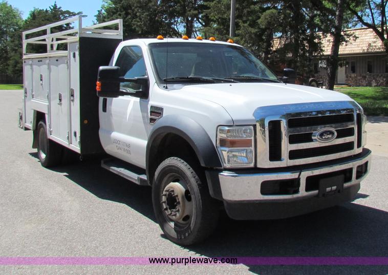 image for item E8491 2009 Ford F550 XLT utility truck