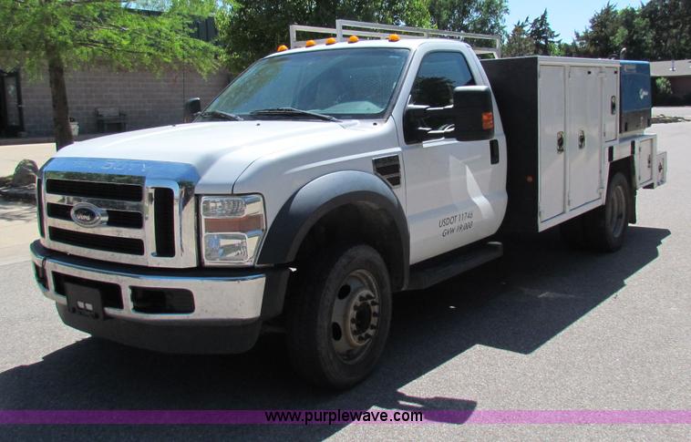 image for item E8491 2009 Ford F550 XLT utility truck