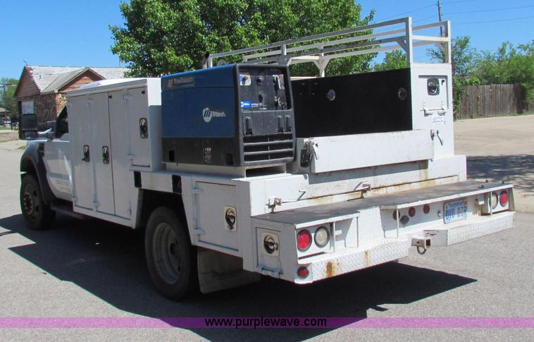 image for item E8491 2009 Ford F550 XLT utility truck