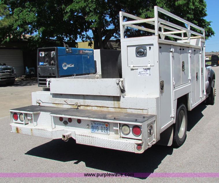 image for item E8491 2009 Ford F550 XLT utility truck