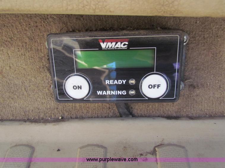 image for item E8491 2009 Ford F550 XLT utility truck