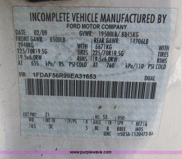 image for item E8491 2009 Ford F550 XLT utility truck