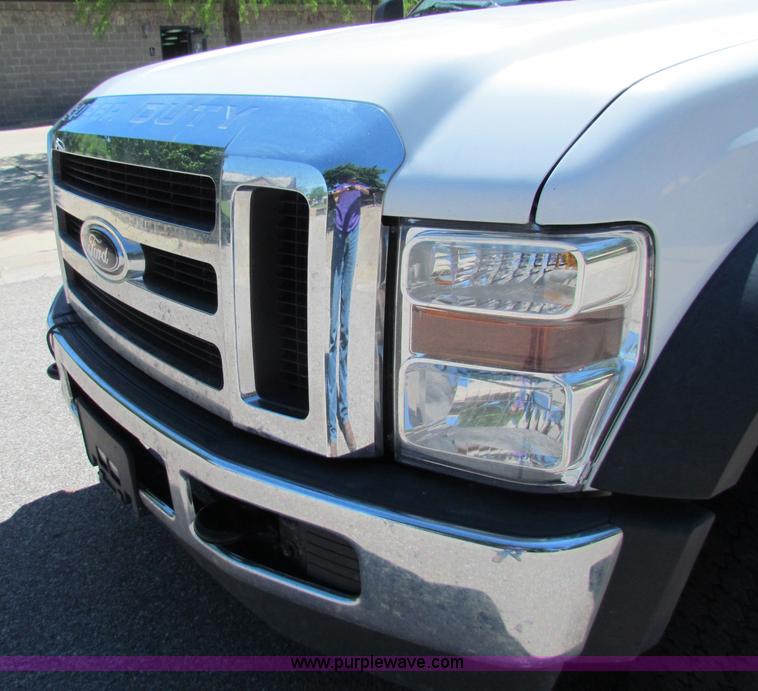 image for item E8491 2009 Ford F550 XLT utility truck