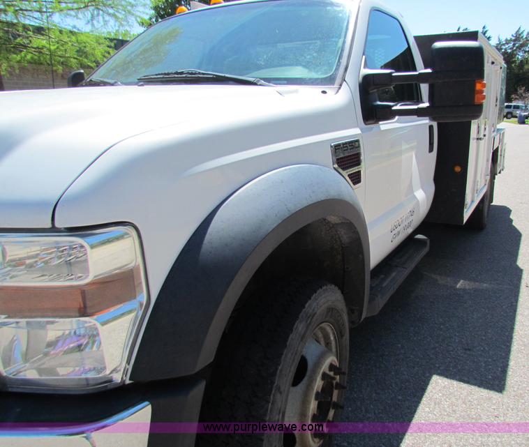 image for item E8491 2009 Ford F550 XLT utility truck