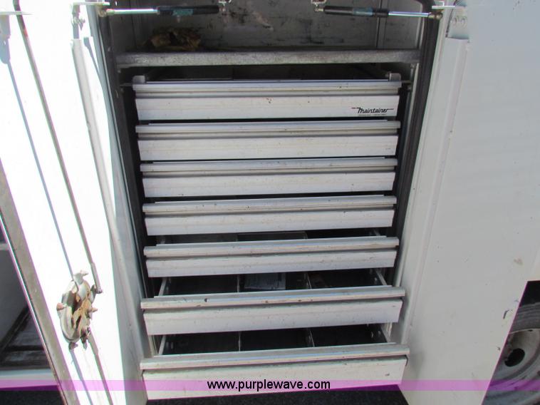 image for item E8491 2009 Ford F550 XLT utility truck