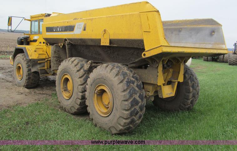 image for item F5012 1995 Volvo A35 haul truck