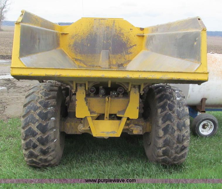 image for item F5012 1995 Volvo A35 haul truck