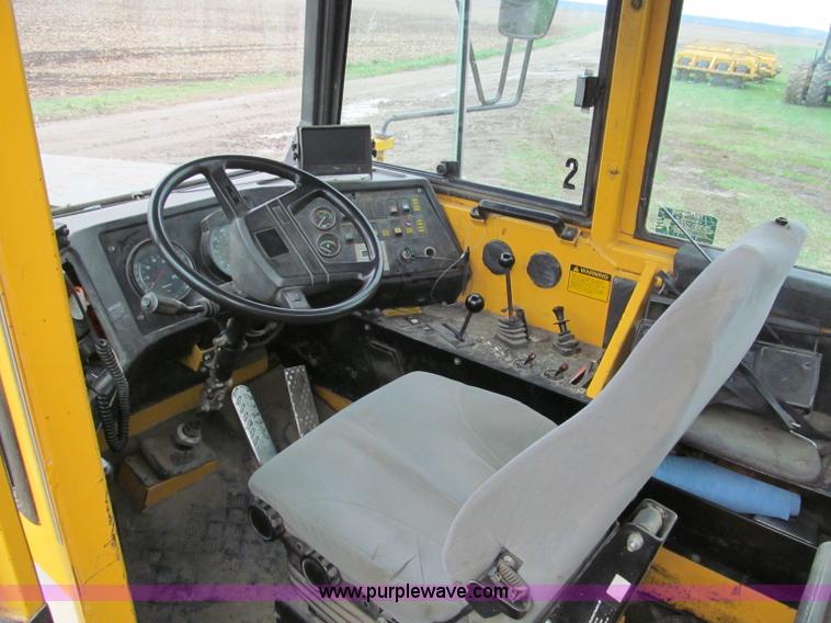 image for item F5012 1995 Volvo A35 haul truck