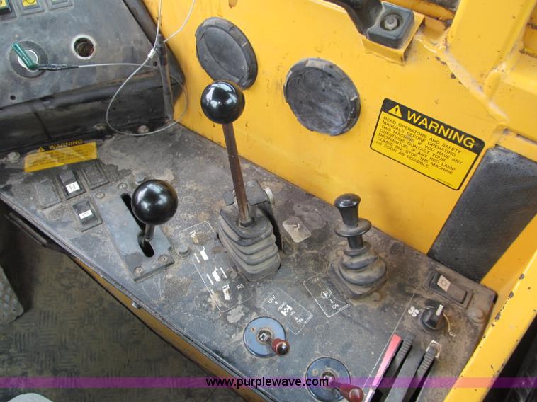 image for item F5012 1995 Volvo A35 haul truck