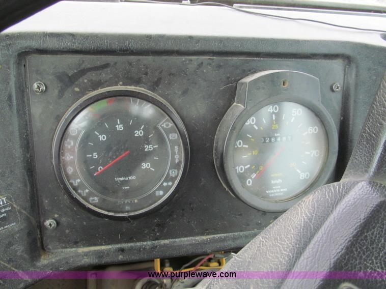 image for item F5012 1995 Volvo A35 haul truck