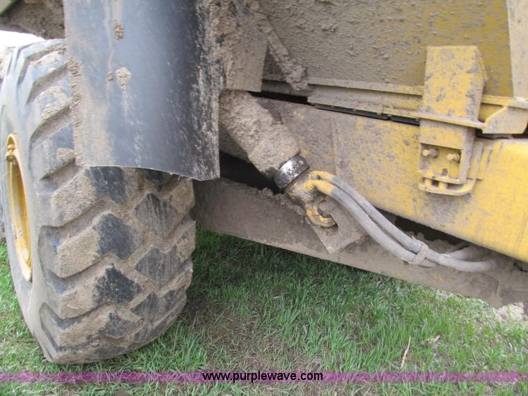 image for item F5012 1995 Volvo A35 haul truck