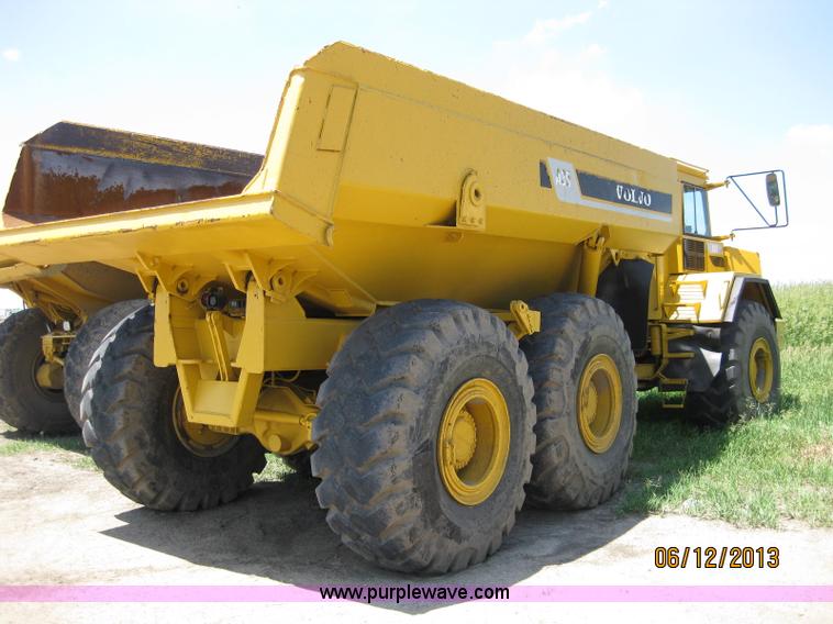 image for item F5012 1995 Volvo A35 haul truck