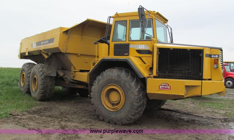 image for item F5013 1995 Volvo A35 haul truck