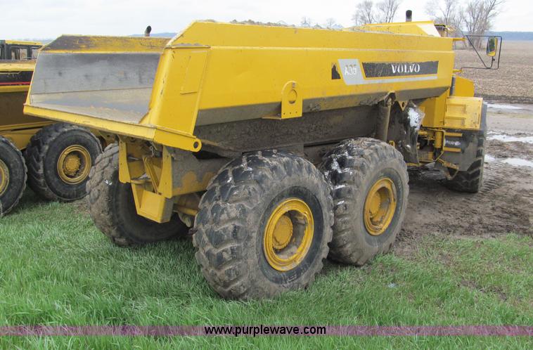 image for item F5013 1995 Volvo A35 haul truck