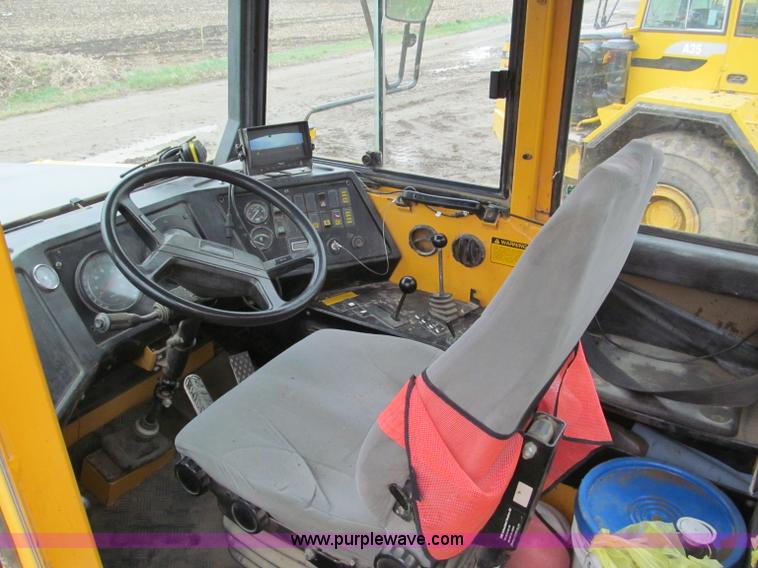 image for item F5013 1995 Volvo A35 haul truck