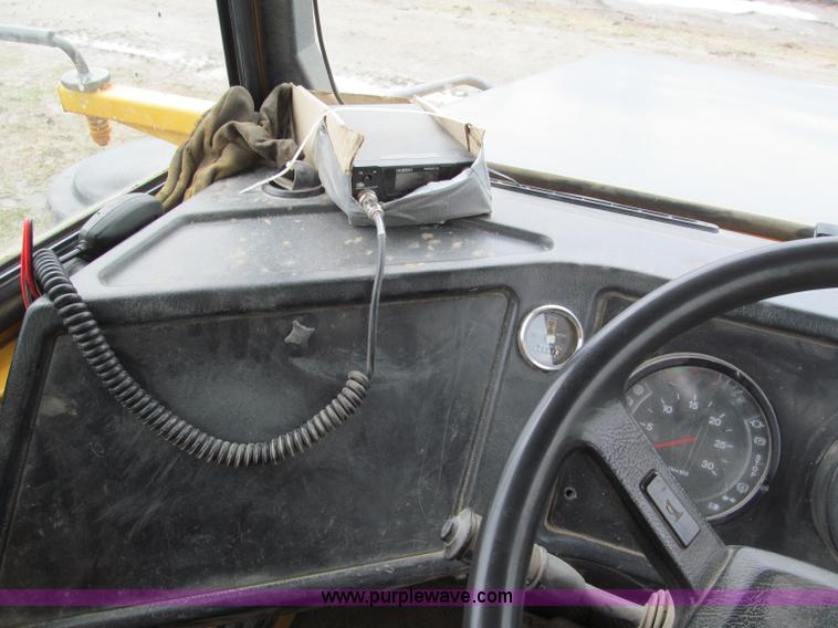 image for item F5013 1995 Volvo A35 haul truck