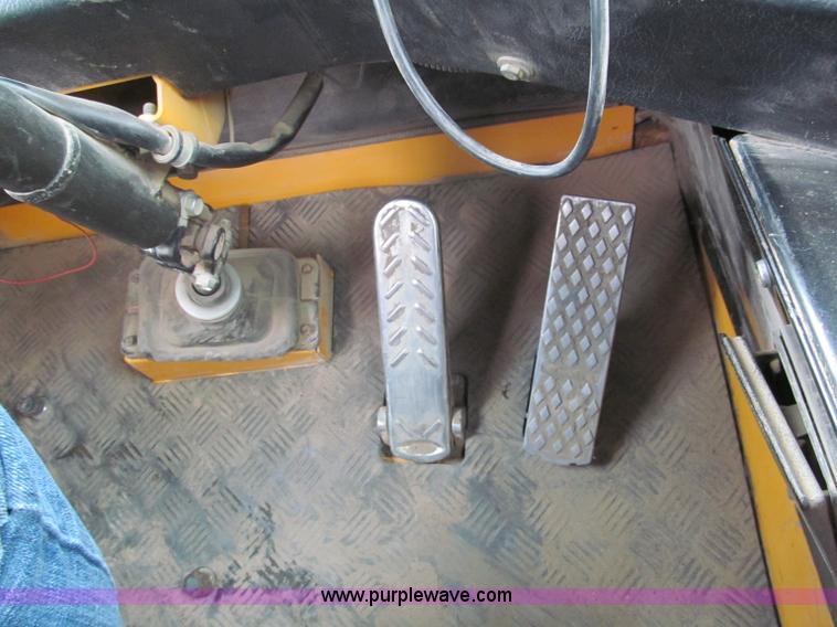 image for item F5013 1995 Volvo A35 haul truck