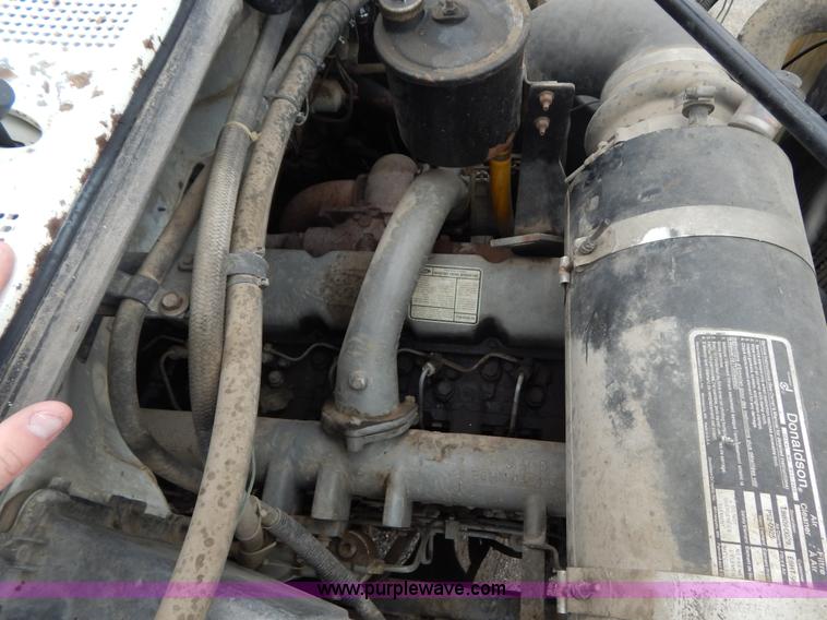 image for item F5040 1989 Ford F800 dump truck