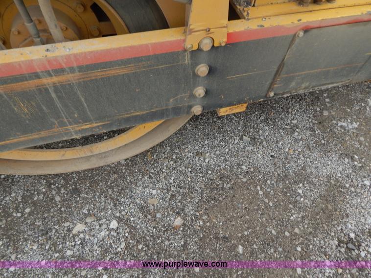 image for item F5041 Hypac C776C articulated vibratory roller