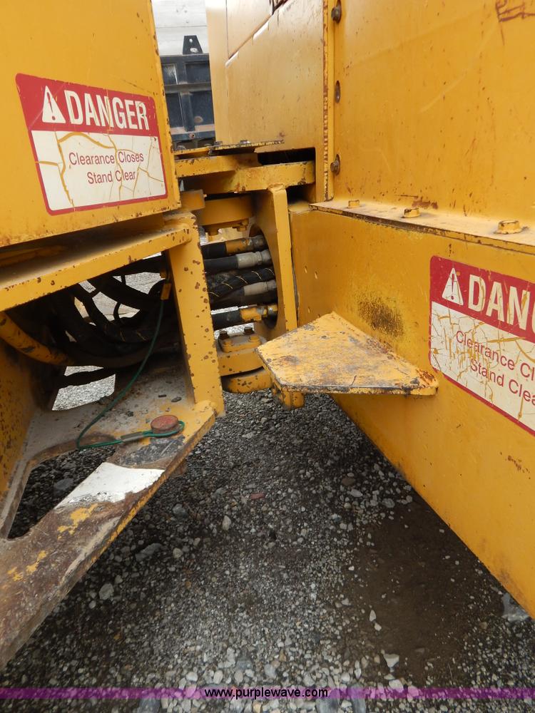 image for item F5041 Hypac C776C articulated vibratory roller