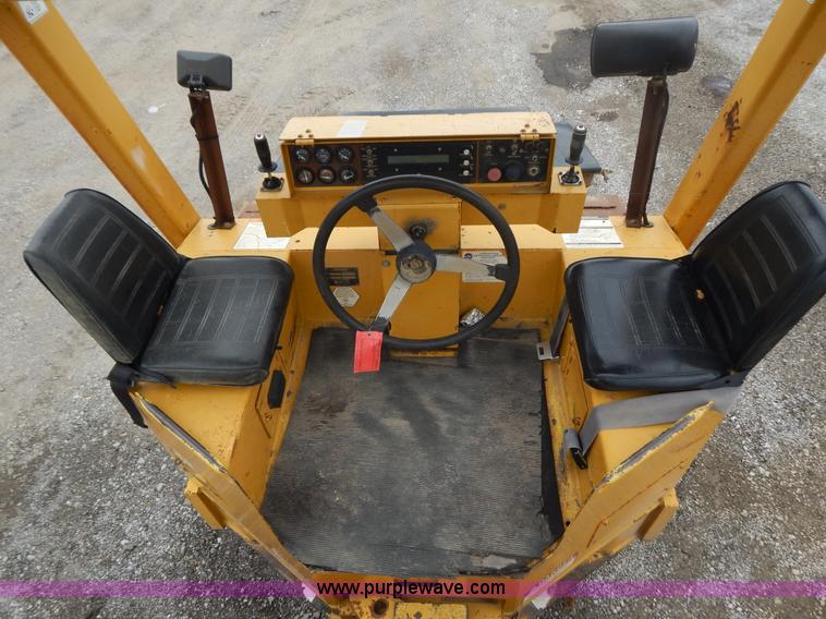 image for item F5041 Hypac C776C articulated vibratory roller