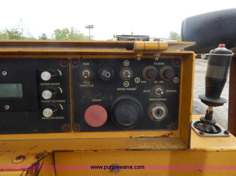 image for item F5041 Hypac C776C articulated vibratory roller