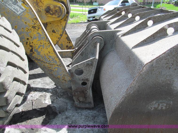 image for item F5043 Komatsu WA380-3MC wheel loader