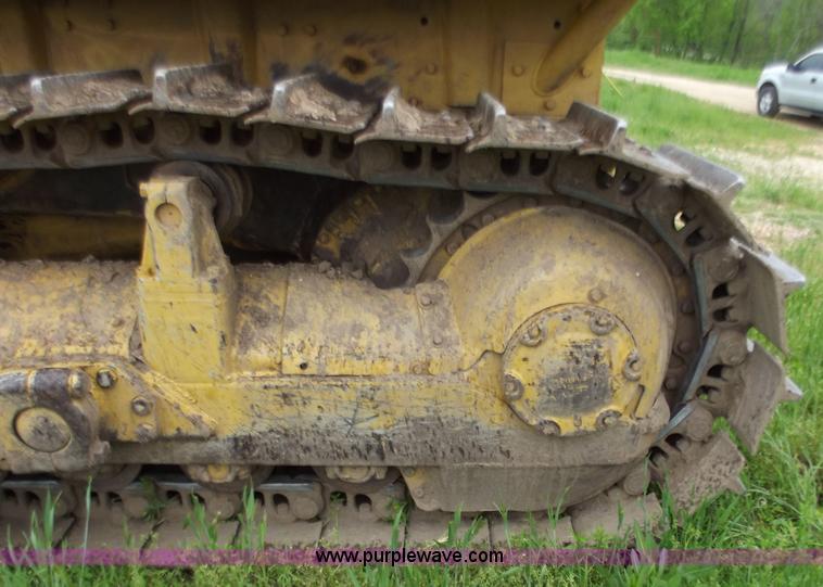 image for item F5050 1968 Caterpillar D7E dozer
