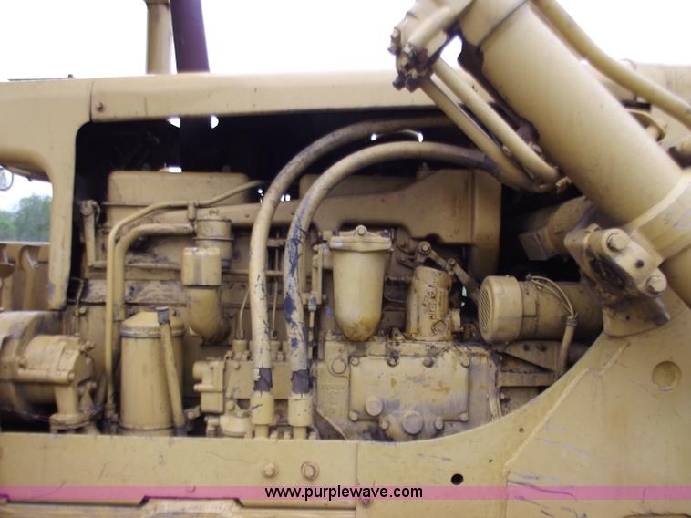 image for item F5050 1968 Caterpillar D7E dozer