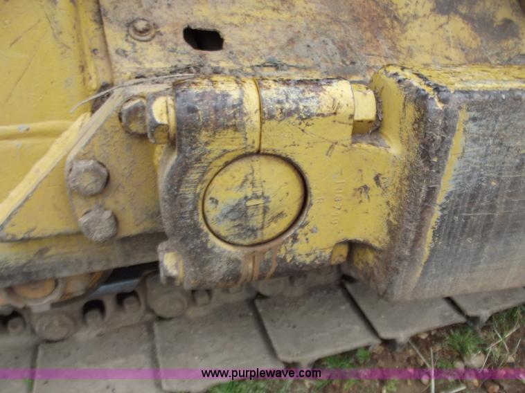 image for item F5050 1968 Caterpillar D7E dozer