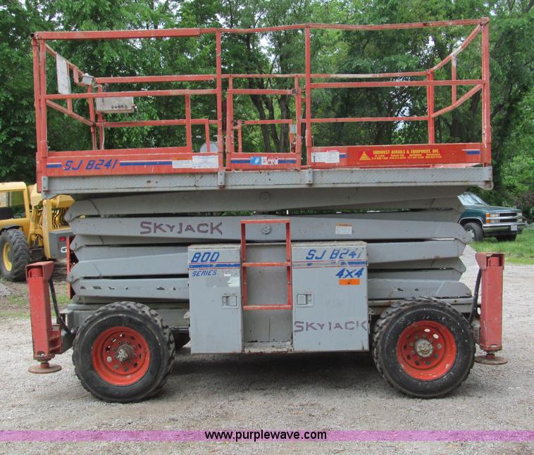 image for item F5056 Skyjack SJ8241 rough terrain scissor lift