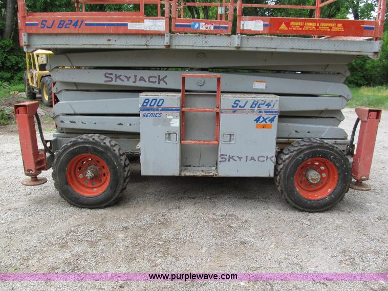 image for item F5056 Skyjack SJ8241 rough terrain scissor lift