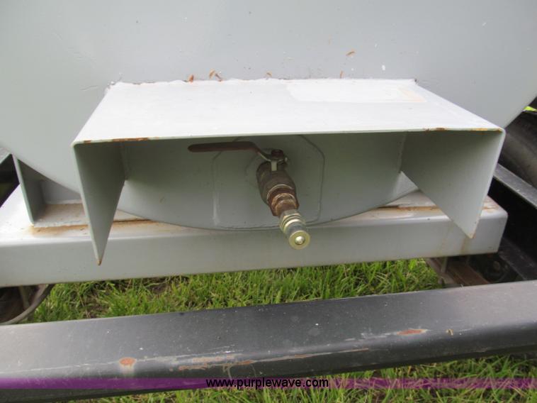 image for item F5057 300 gallon diesel fuel tank