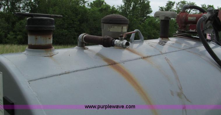 image for item F5057 300 gallon diesel fuel tank