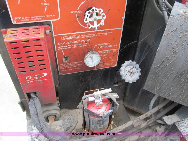 image for item F5061 2002 Cimline Magma 230 crack filler trailer